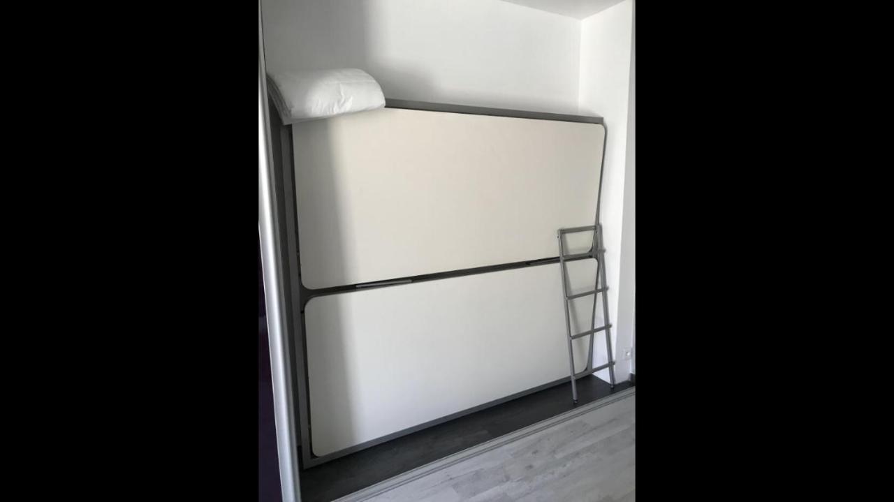 Joli Studio Scandinave Milly-la-Foret Ngoại thất bức ảnh